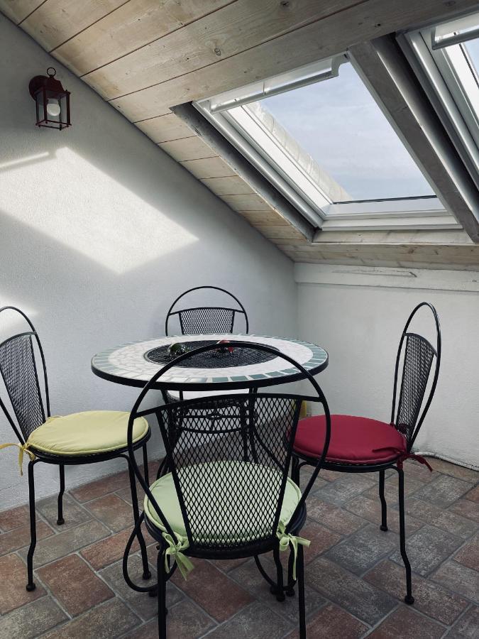 Duplex A Deux Pas Du Port